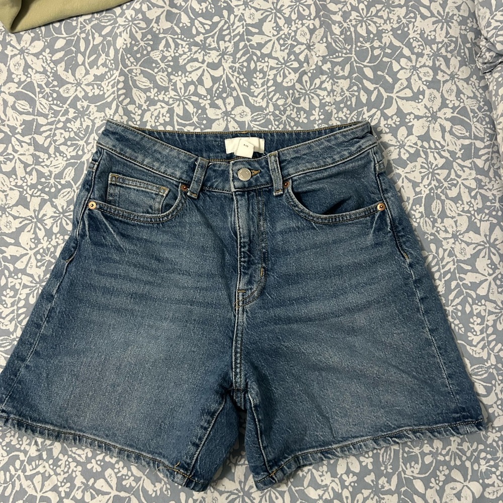 H&M Classic Denim Jean Shorts